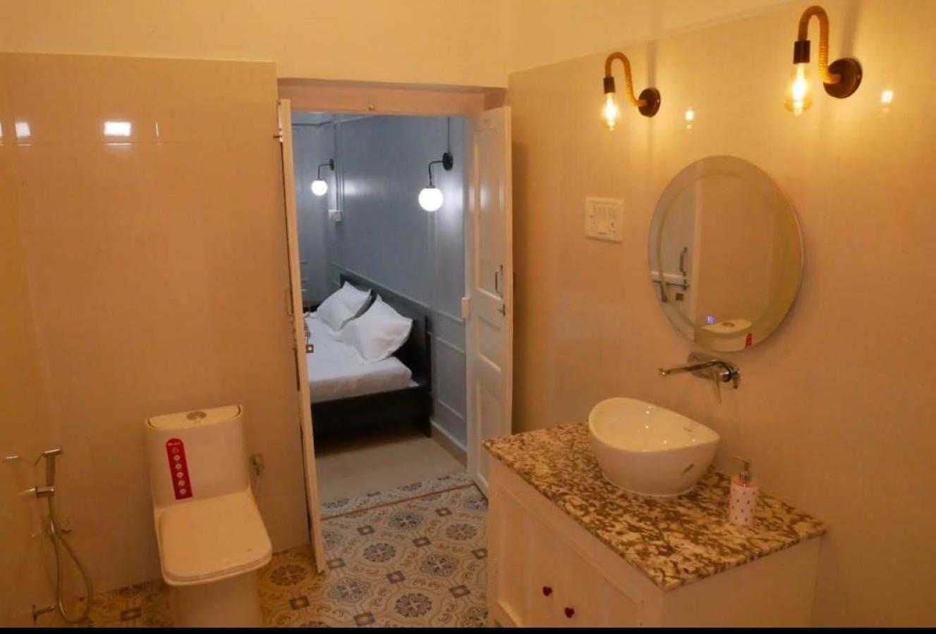 Janki Kunj Varanasi- 3 Room Home ภายนอก รูปภาพ
