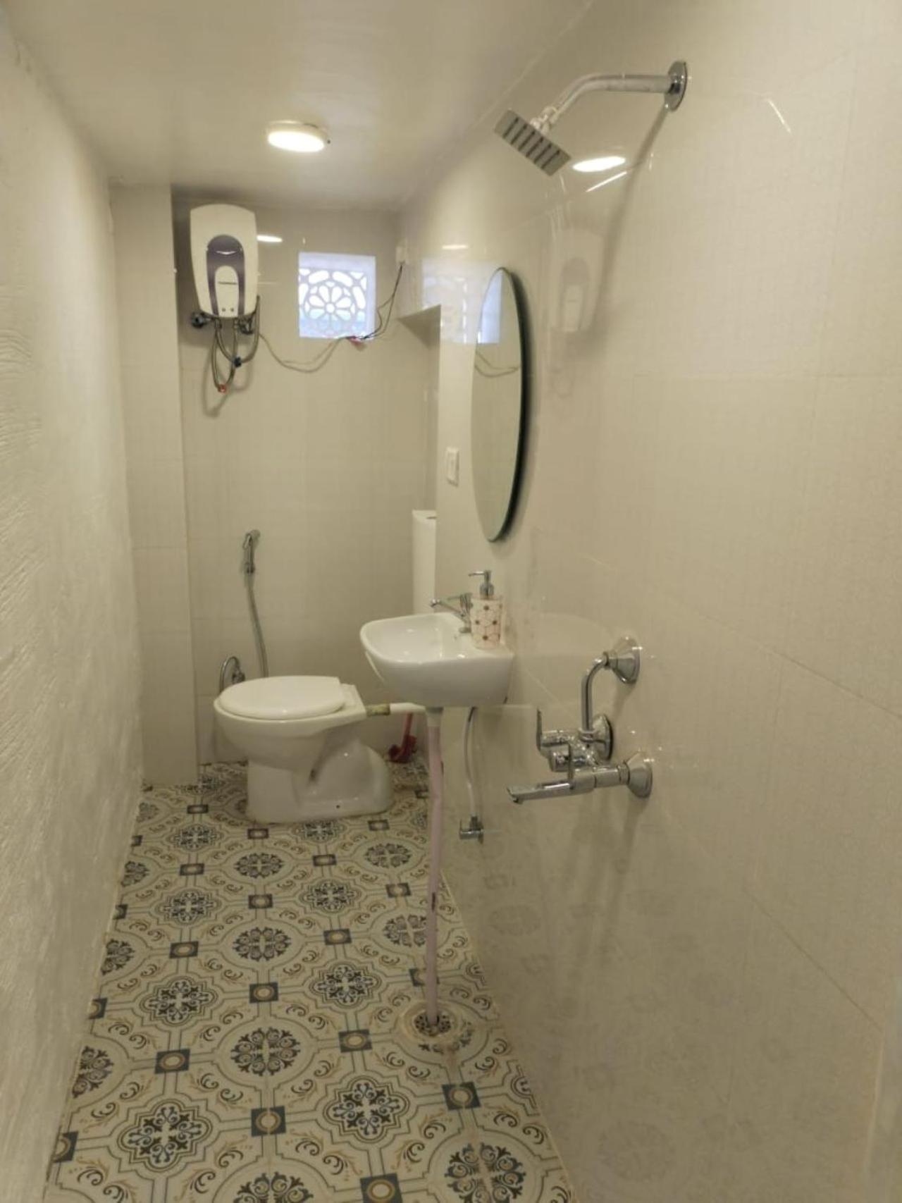Janki Kunj Varanasi- 3 Room Home ภายนอก รูปภาพ