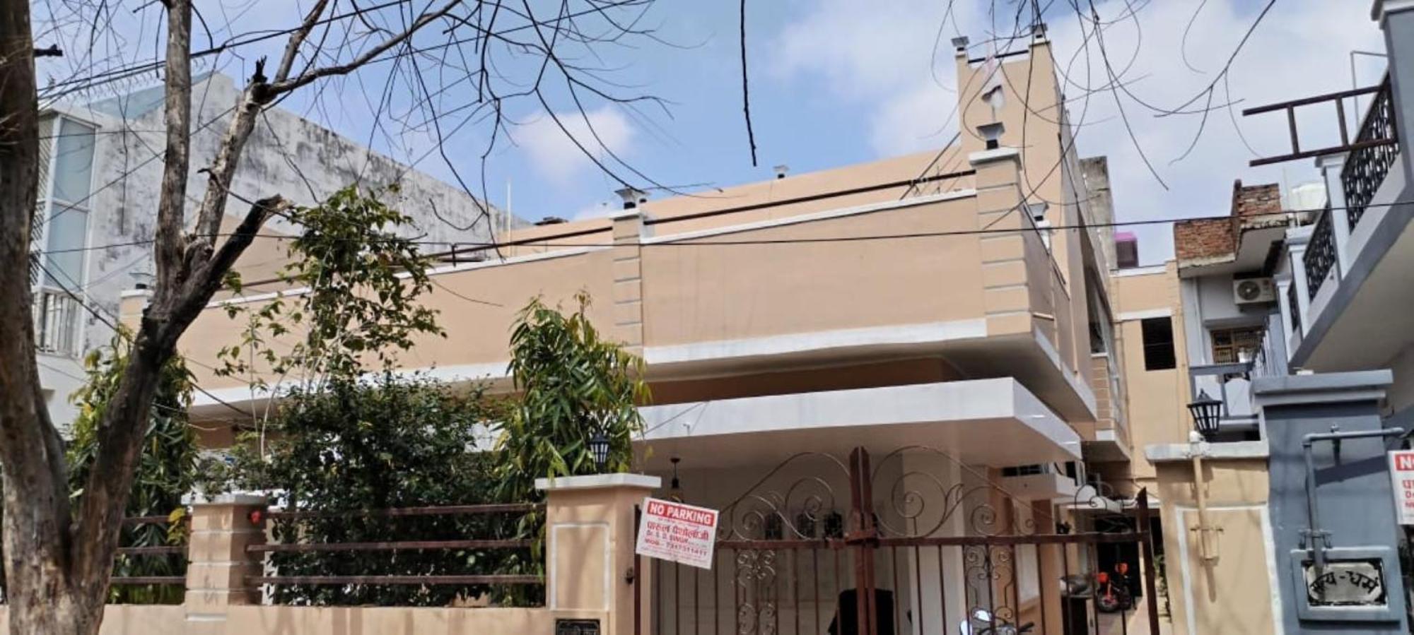 Janki Kunj Varanasi- 3 Room Home ภายนอก รูปภาพ